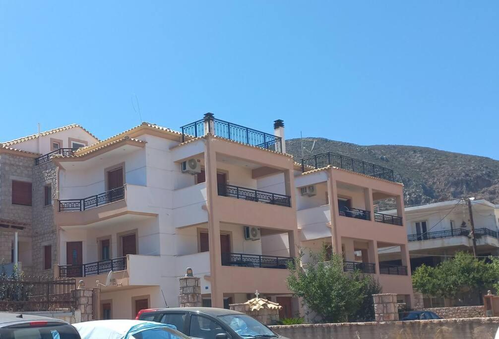 Sophie'S Sunny Spot 1 Apartment Yefira Exterior foto